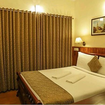 Garden Manor Hotel Ooty Exterior photo