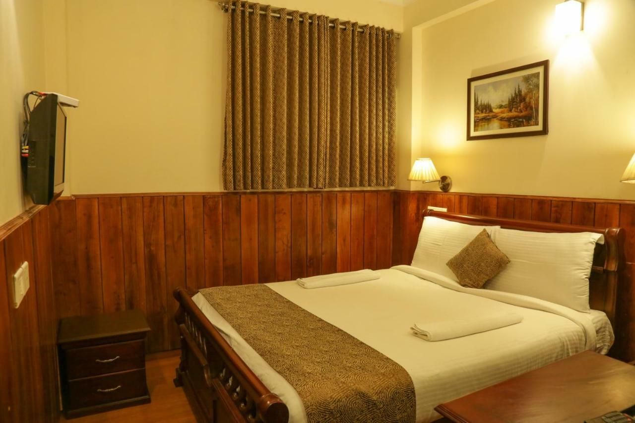 Garden Manor Hotel Ooty Exterior photo